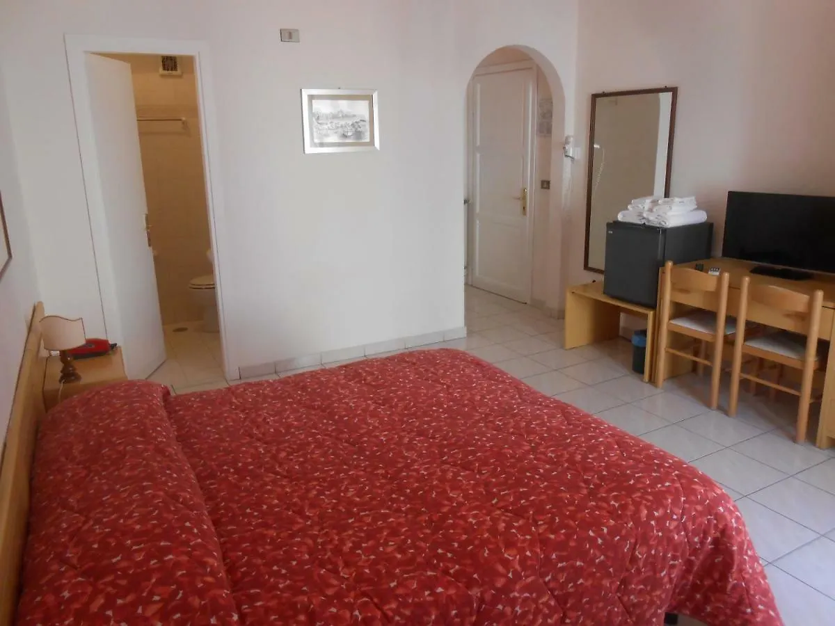 Guest house Pensione Verde Luna Orbetello Italy